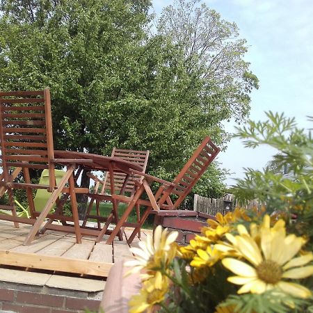 Peanuts Hostel & Meer Surendorf ภายนอก รูปภาพ