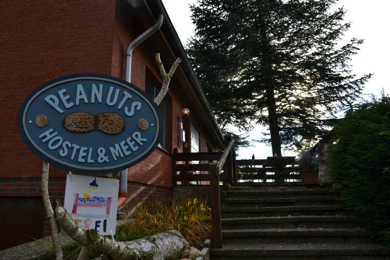 Peanuts Hostel & Meer Surendorf ภายนอก รูปภาพ